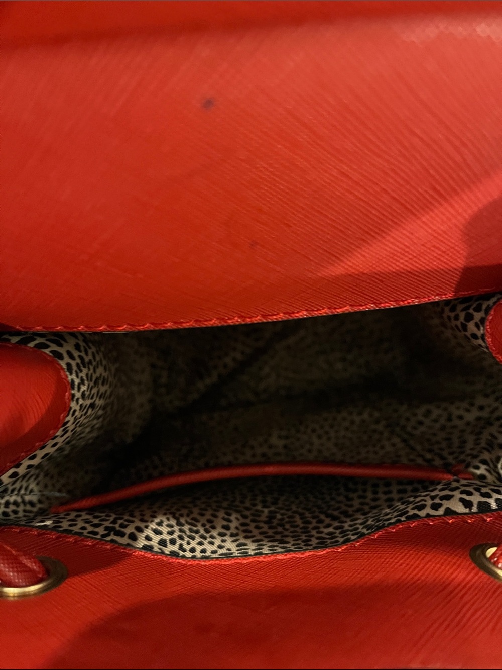 Leopard Print Drawstring Backpack with Red Trim - Picture 8 of 9